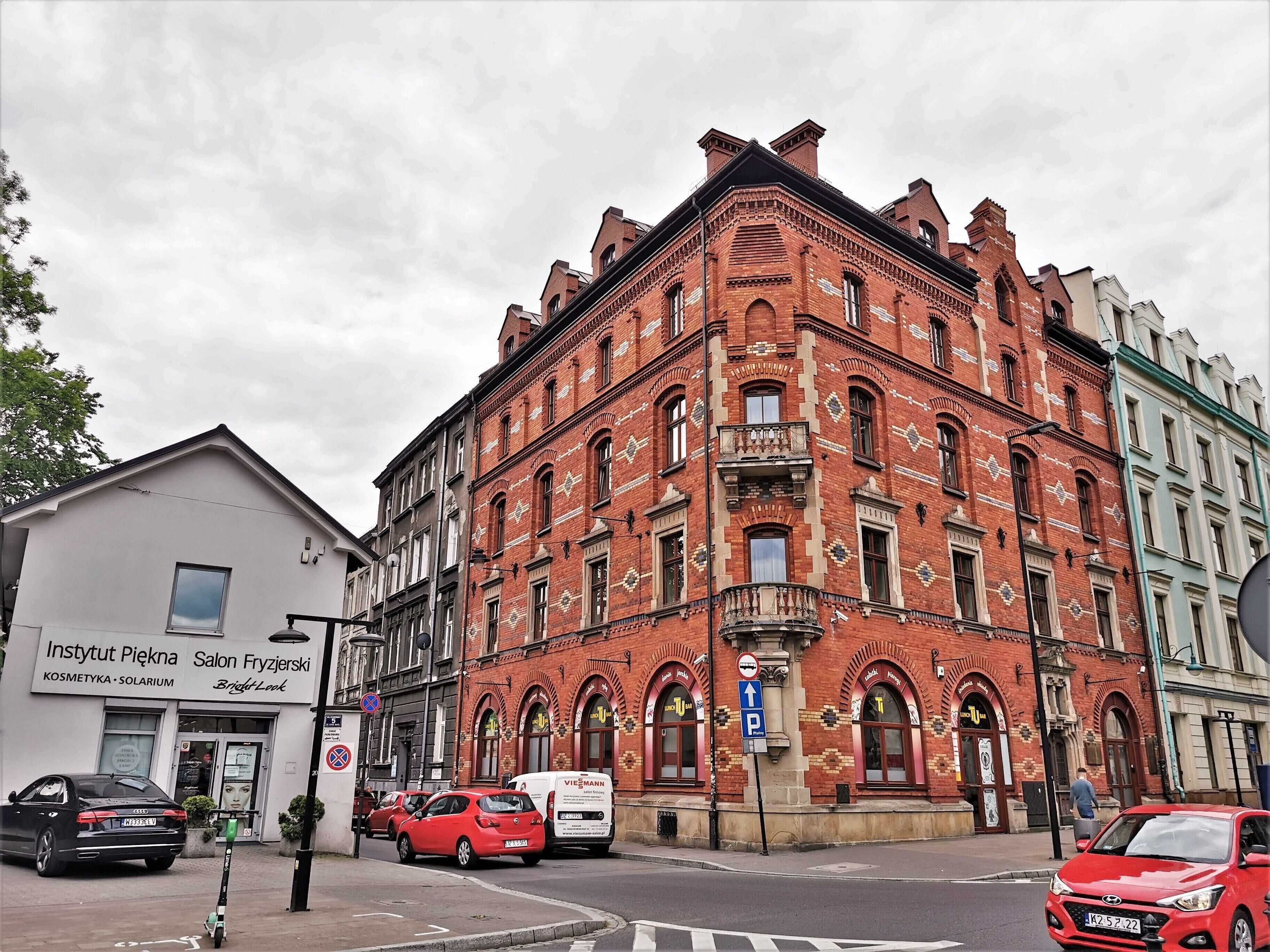 Red Brick Apartments — Photos 3